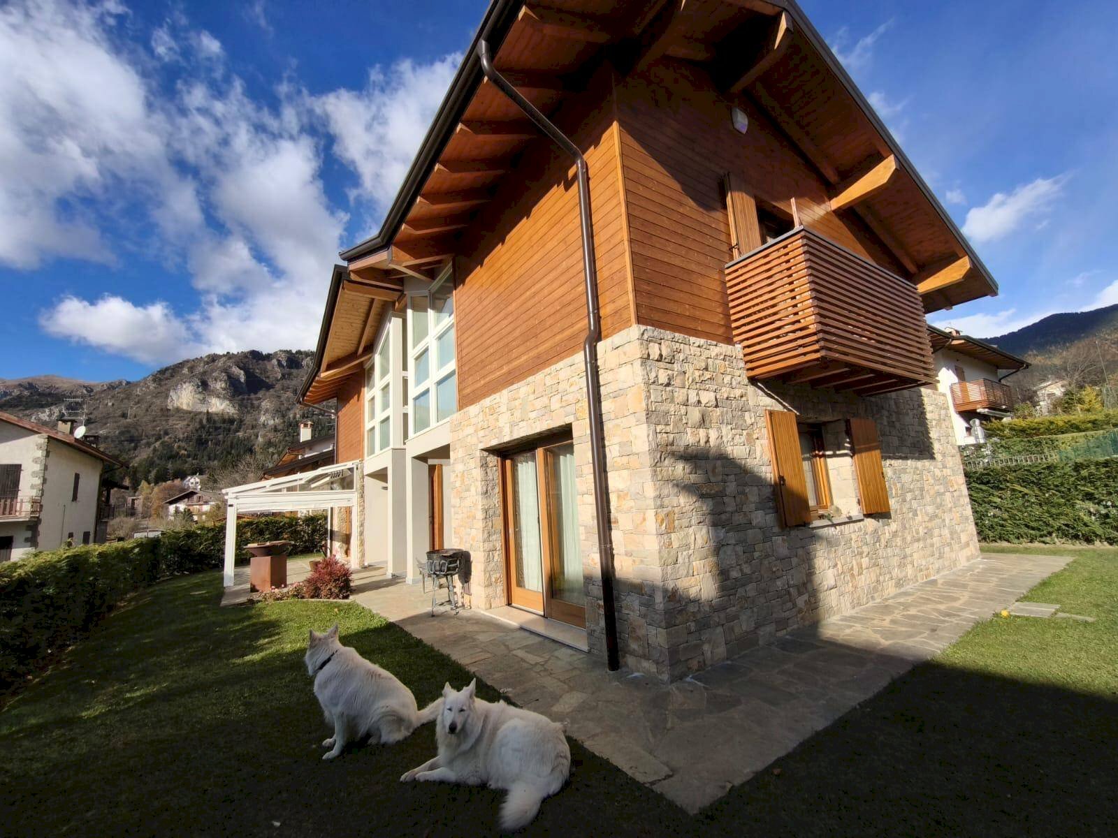 Foto 1 - Villa via conciliazione
 
53, Castione della Presolana - foto 1