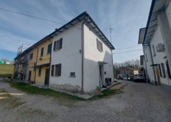 Foto 2 - Villa a Schiera via confine inferiore
 
125, Molinella - foto 2