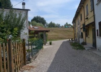 Foto 40 - Villa a Schiera via confine inferiore
 
125, Molinella - foto 40