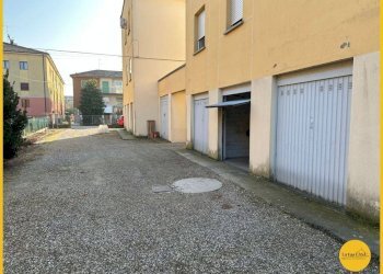 Foto 12 - Box via circonvallazione
 
36, Molinella - photo 12