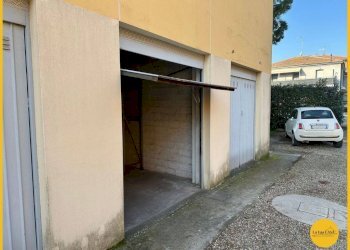 Foto 4 - Box via circonvallazione
 
36, Molinella - photo 4