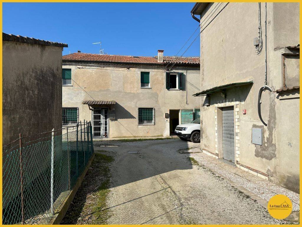 Foto 3 - Terraced Villa via bova
64, Ferrara - photo 3