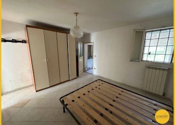 Foto 17 - Terraced Villa via bova
 
64, Ferrara - photo 17