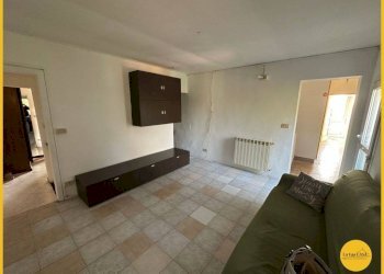 Foto 20 - Terraced Villa via bova
 
64, Ferrara - photo 20