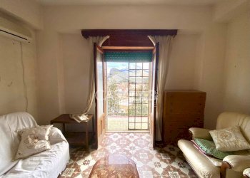 Foto 4 - Trilocale Via Trento
 
43, Carini - foto 4