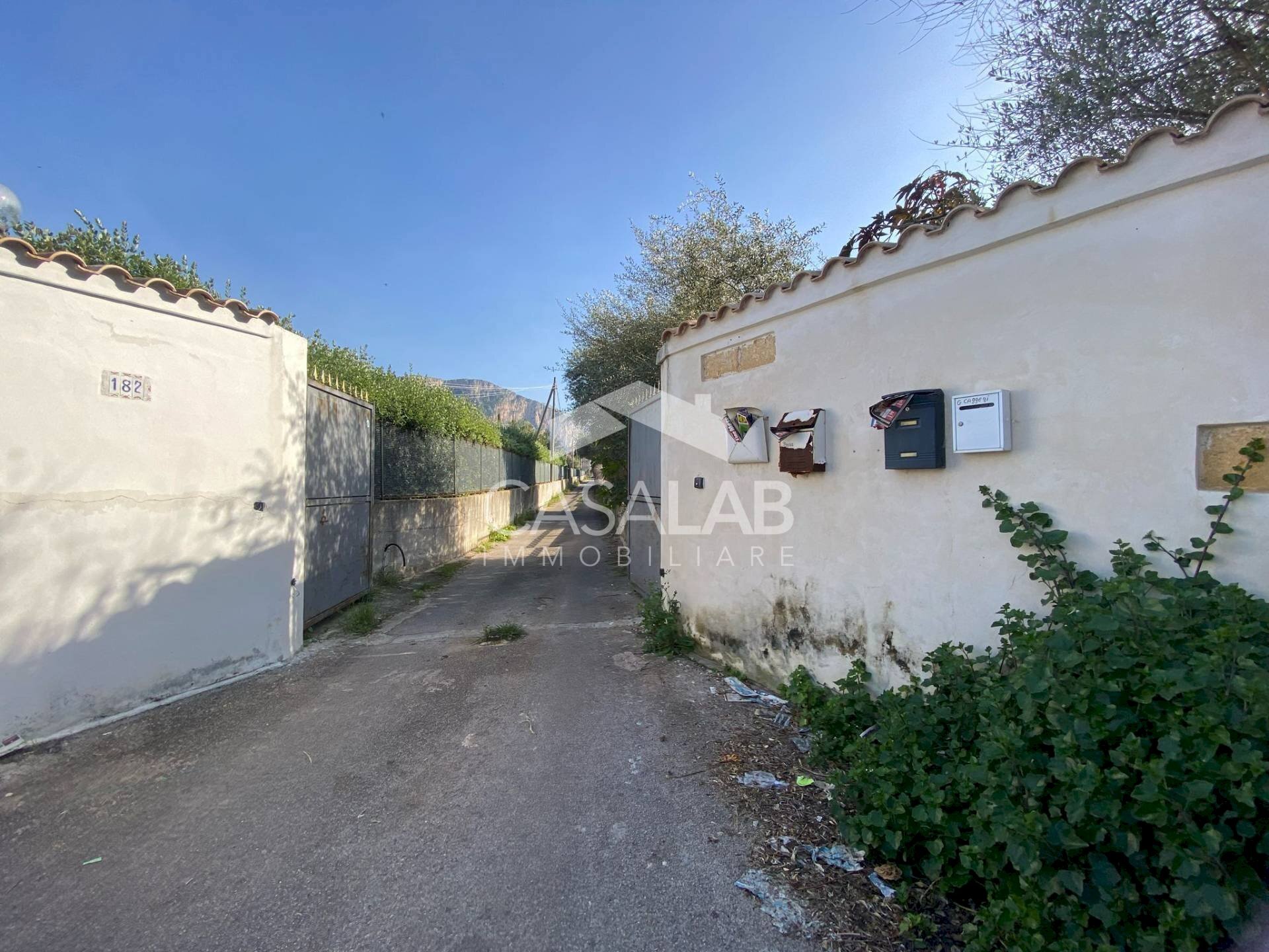 Foto 1 - Agricultural land Via Magellano
 
182, Carini - photo 1