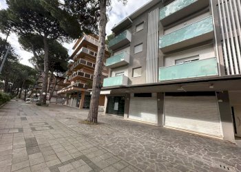 vista - Locale Commerciale A. Gramsci
 
27, Cervia - foto 3