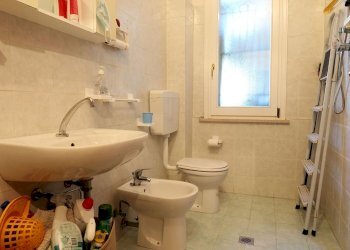 bagno - Locale Commerciale Girolamo Zattoni, Cervia - foto 5