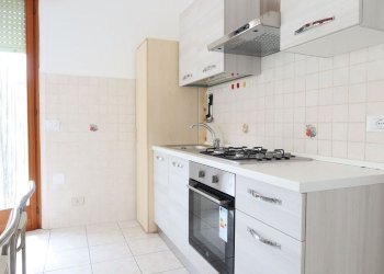 cucina - Trilocale Campania
 
12, Cervia - foto 9