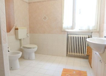 bagno - Appartamento Lorenzo Ghiberti, Cervia - foto 9