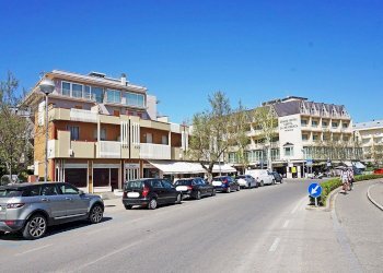 vista - Locale Commerciale Grazia Deledda, Cervia - foto 4