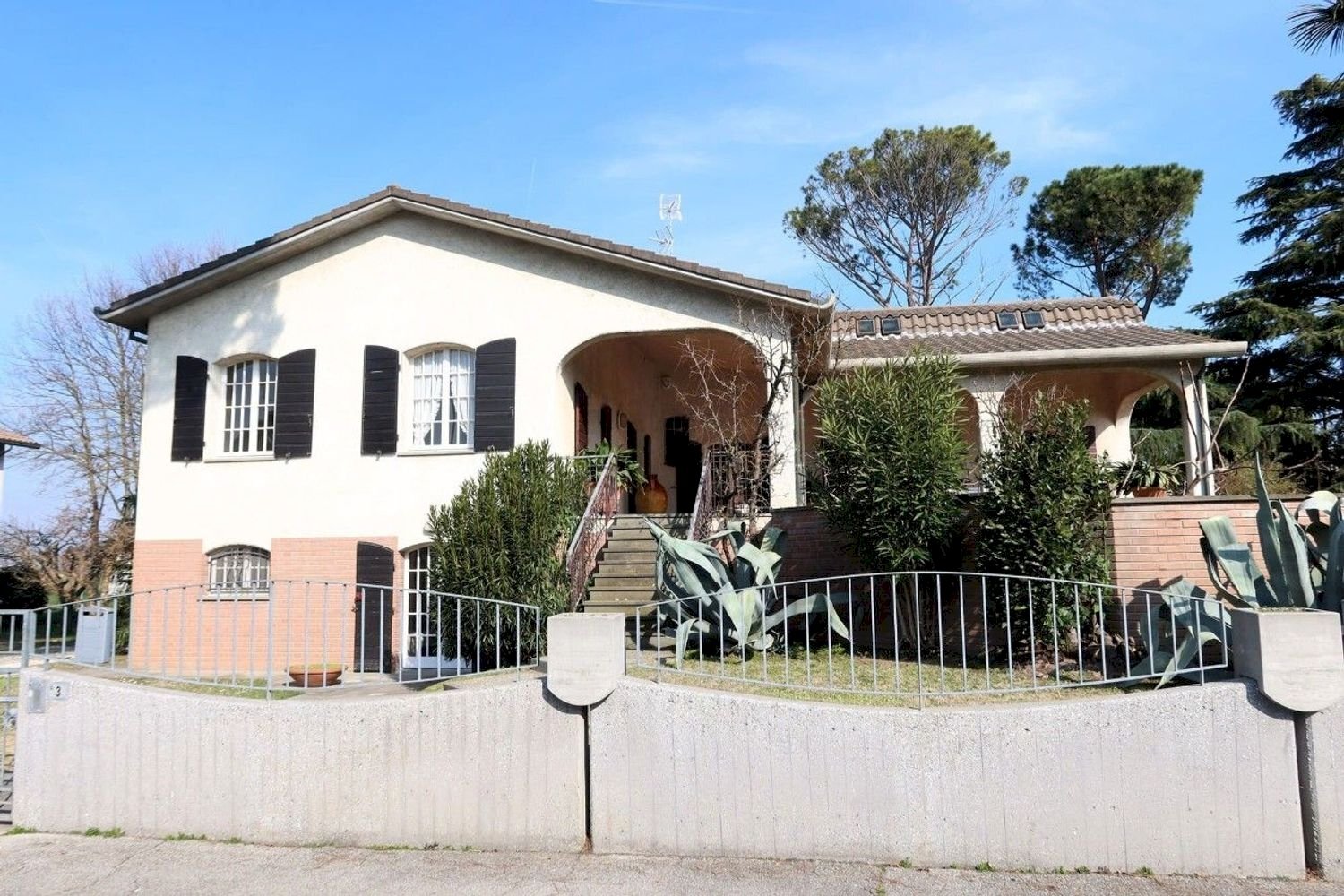 facciata - Casa indipendente Don Nicola Silvagni
 
1, Ravenna - foto 3