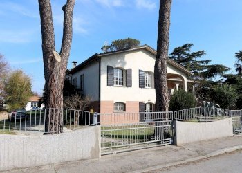 facciata - Casa indipendente Don Nicola Silvagni
 
1, Ravenna - foto 1