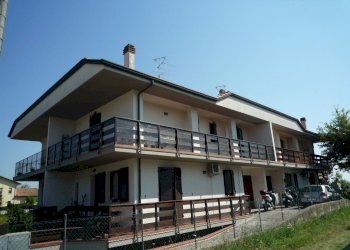 facciata - Villa a Schiera Beneficio II° Tronco, Cervia - foto 8