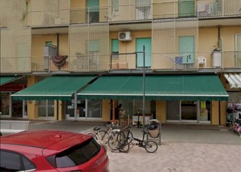 vista - Locale Commerciale Fratelli Vivaldi, Cervia - foto 1