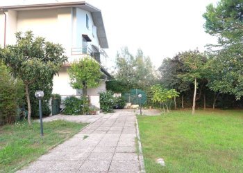 facciata - Casa semi indipendente dei Cosmonauti
 
35, Cervia - foto 4