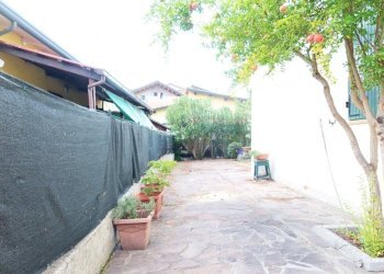 giardino - Casa semi indipendente dei Cosmonauti
 
35, Cervia - foto 31