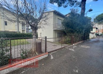 Foto 1 - Villa Vialetto Caruso
 
2, Cervia - foto 1