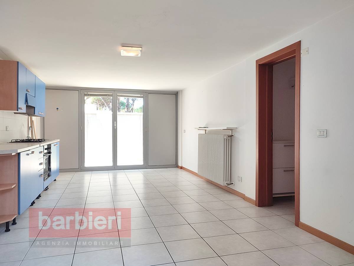 Foto 2 - Locale Commerciale Viale Dante, Cervia - foto 2