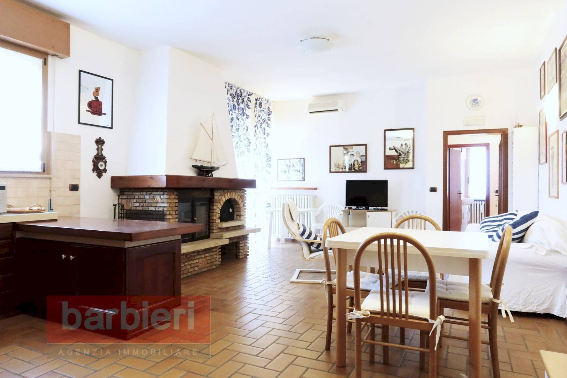 Foto 3 - Quadrilocale piazza andrea costa
 
12, Cervia - foto 3