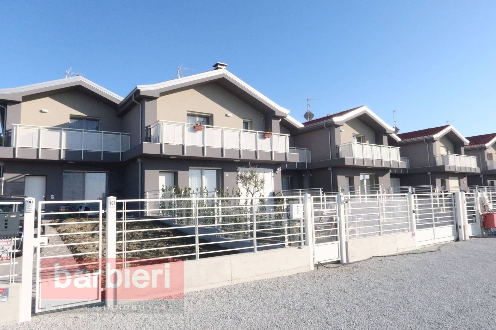 Foto 1 - Villa a Schiera Via Bagnolo Salara
 
103, Ravenna - foto 1