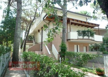 Foto 1 - Trilocale viale ariosto
 
7, Cervia - foto 1