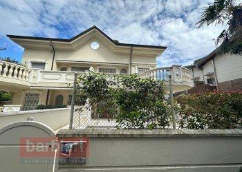 Foto 1 - Trilocale via ariosto
 
14, Cervia - foto 1