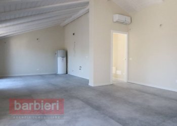 Foto 4 - Quadrilocale viale belfiore
 
1, Cervia - foto 4