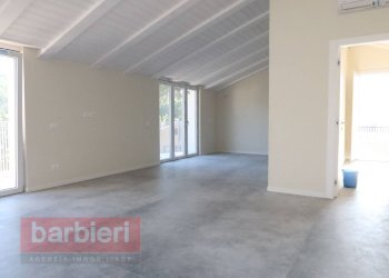 Foto 7 - Quadrilocale viale belfiore
 
1, Cervia - foto 7