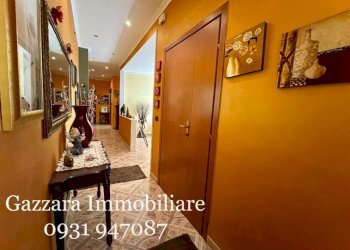 corridoio - Quadrilocale Canicattini Bagni - foto 1