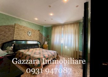 camera da letto - Quadrilocale Canicattini Bagni - foto 20