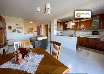 soggiorno - Appartamento Maestro Antonino Cirinnà
 
1, Canicattini Bagni - foto 5