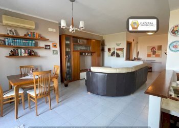 Foto 4 - Appartamento Maestro Antonino Cirinnà
 
1, Canicattini Bagni - foto 4