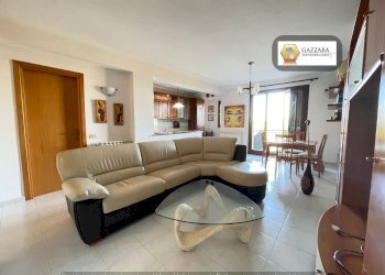 soggiorno - Appartamento Maestro Antonino Cirinnà
 
1, Canicattini Bagni - foto 7