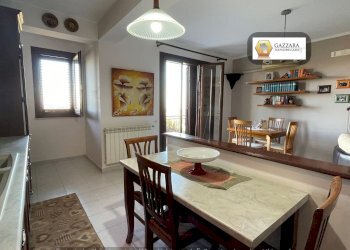 soggiorno - Appartamento Maestro Antonino Cirinnà
 
1, Canicattini Bagni - foto 15