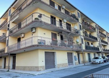 vista - Appartamento Maestro Antonino Cirinnà
 
1, Canicattini Bagni - foto 35