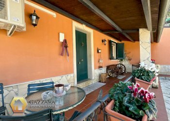 Foto 3 - Villa C.da Cugno Lupo
 
sn, Canicattini Bagni - foto 3