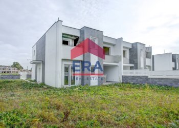 Giardino - Trilocale Via Di Macchia Palocco
 
168, Roma - foto 19