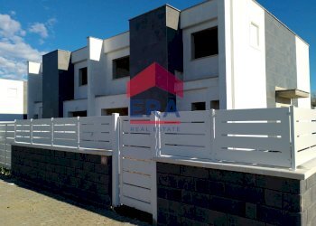 Foto 2 - Trilocale Via Di Macchia Palocco
 
168, Roma - foto 2