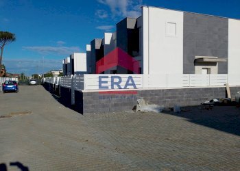 Foto 3 - Trilocale Via Di Macchia Palocco
 
168, Roma - foto 3