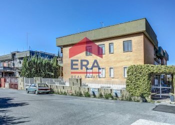 Esterno - Quadrilocale Via Amos Cassioli
 
10, Roma - foto 4