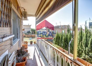 terrazzo - Quadrilocale Via Amos Cassioli
 
10, Roma - foto 21