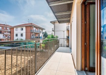 Foto 1 - Trilocale Via Biscaretti
 
11, Chieri - foto 1