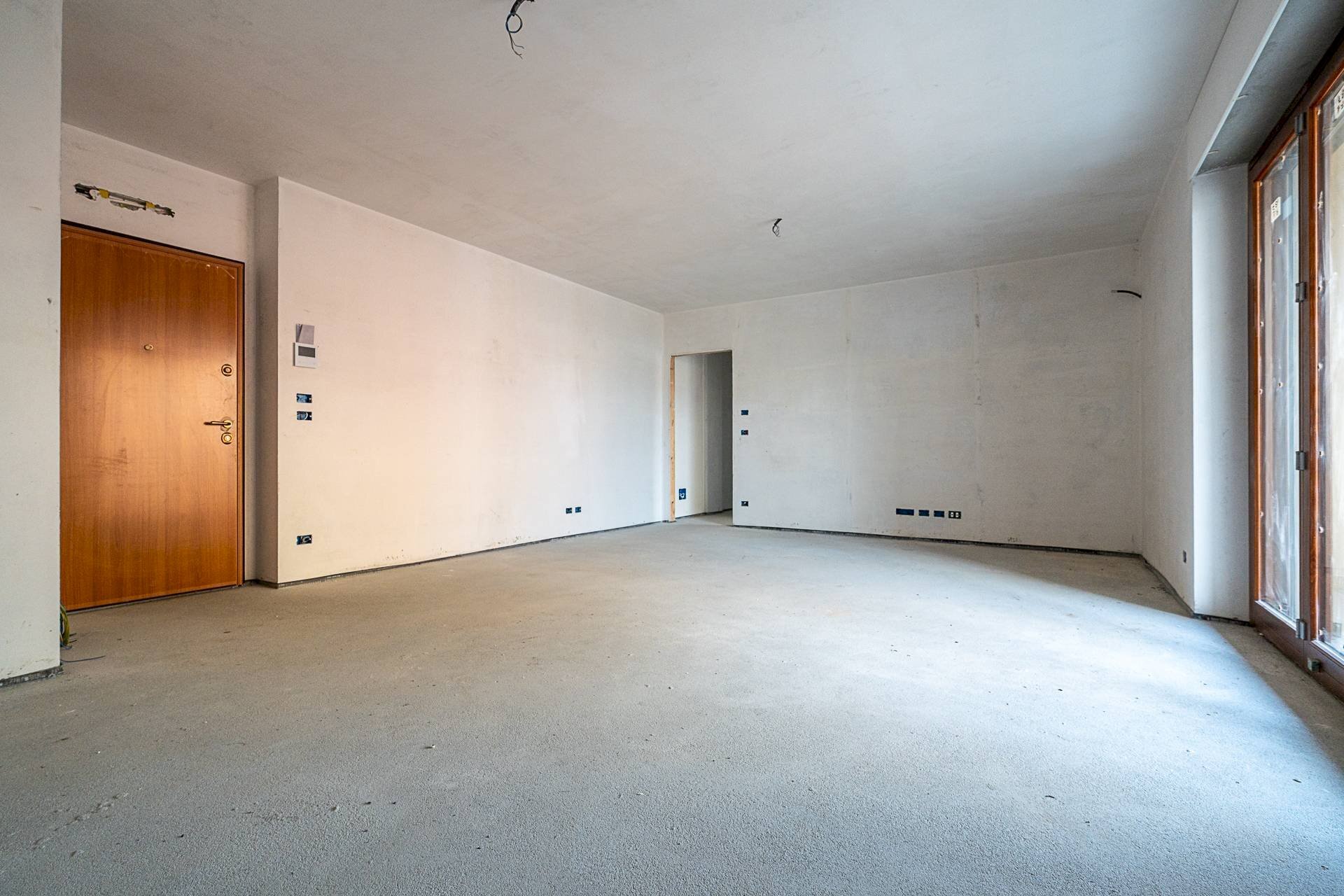 Foto 2 - Trilocale Via Biscaretti
 
11, Chieri - foto 2