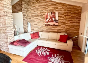 Foto 2 - Attico via Siena
 
10, Castelsardo - foto 2