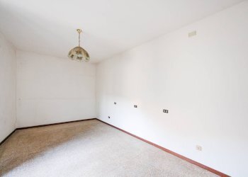 Foto 11 - Casa semi indipendente via S. Lorenzo
 
33, Vertova - foto 11