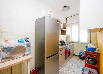 Foto 7 - Trilocale Via Gaetano Donizetti
 
7, Cene - foto 7