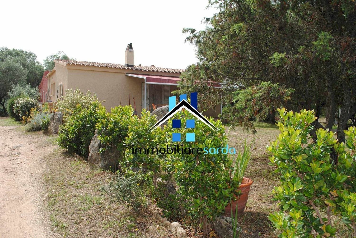 facciata - Casa semi indipendente Loc. Sole Ruiu, Olbia - foto 2
