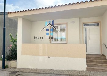 facciata - Villa a Schiera Via delle Poste
 
19, Trinità d'Agultu e Vignola - foto 7