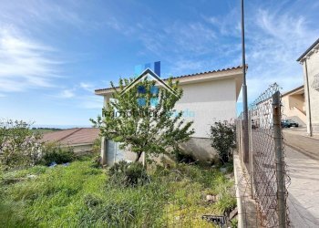 facciata - Villa a Schiera Via delle Poste
 
19, Trinità d'Agultu e Vignola - foto 8